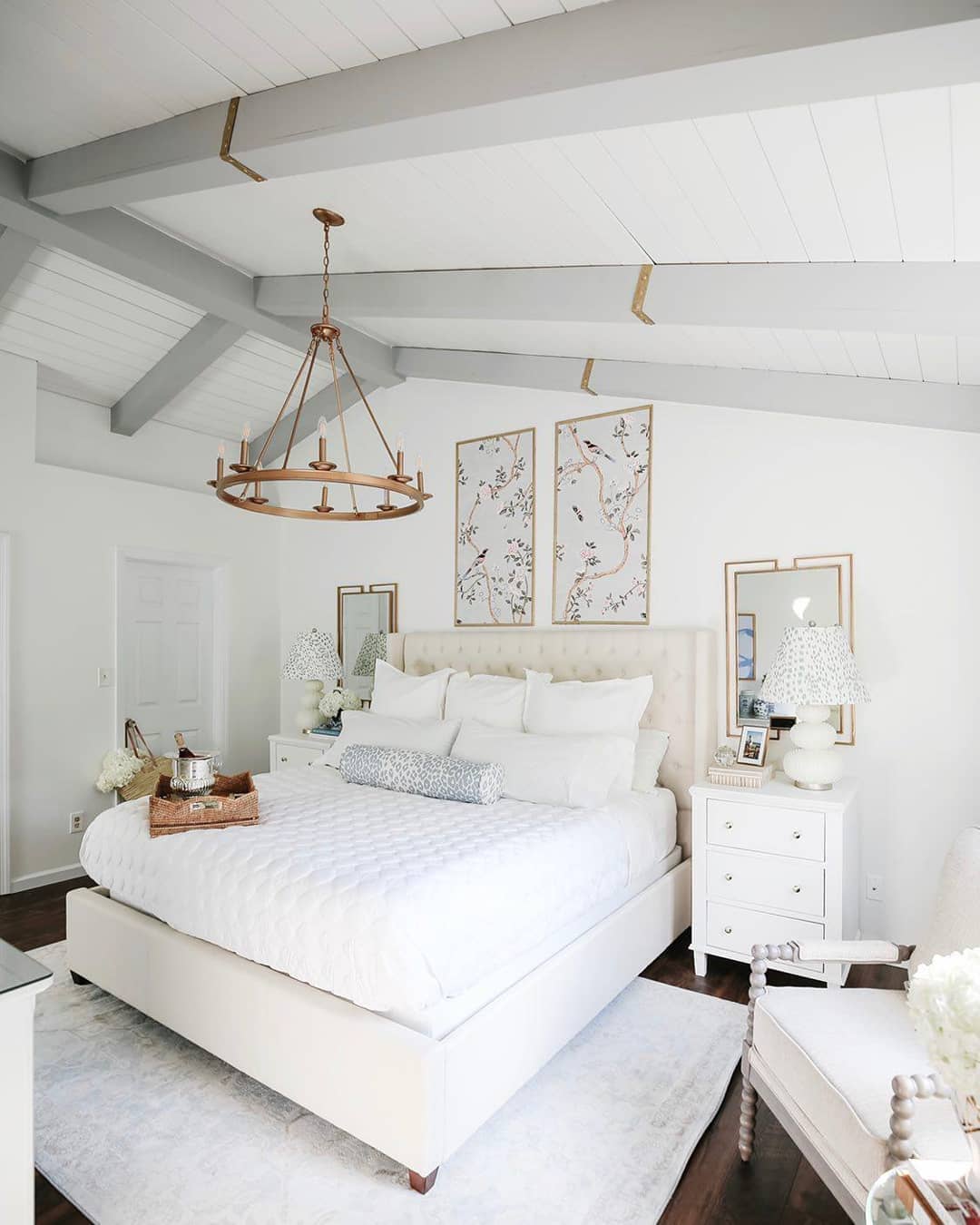 white bedroom twin bed